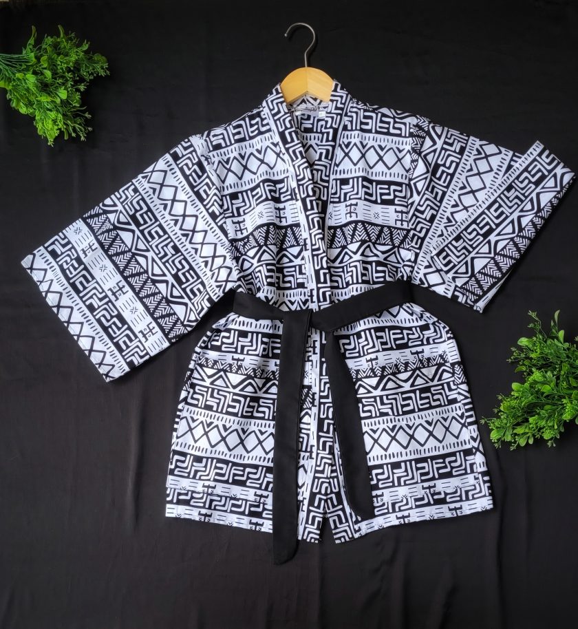 BW Bogolan printed kimono - Image 3