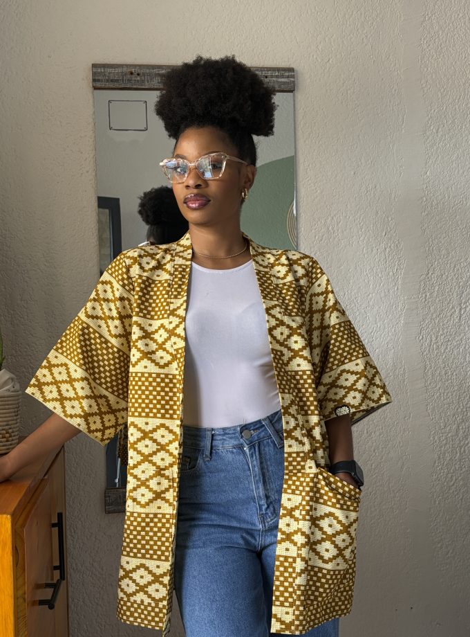 Gold printed kimono
