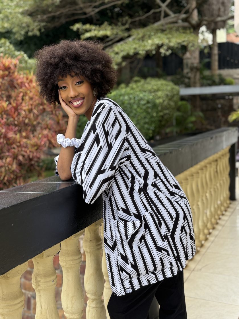 BW printed kimono - Image 2