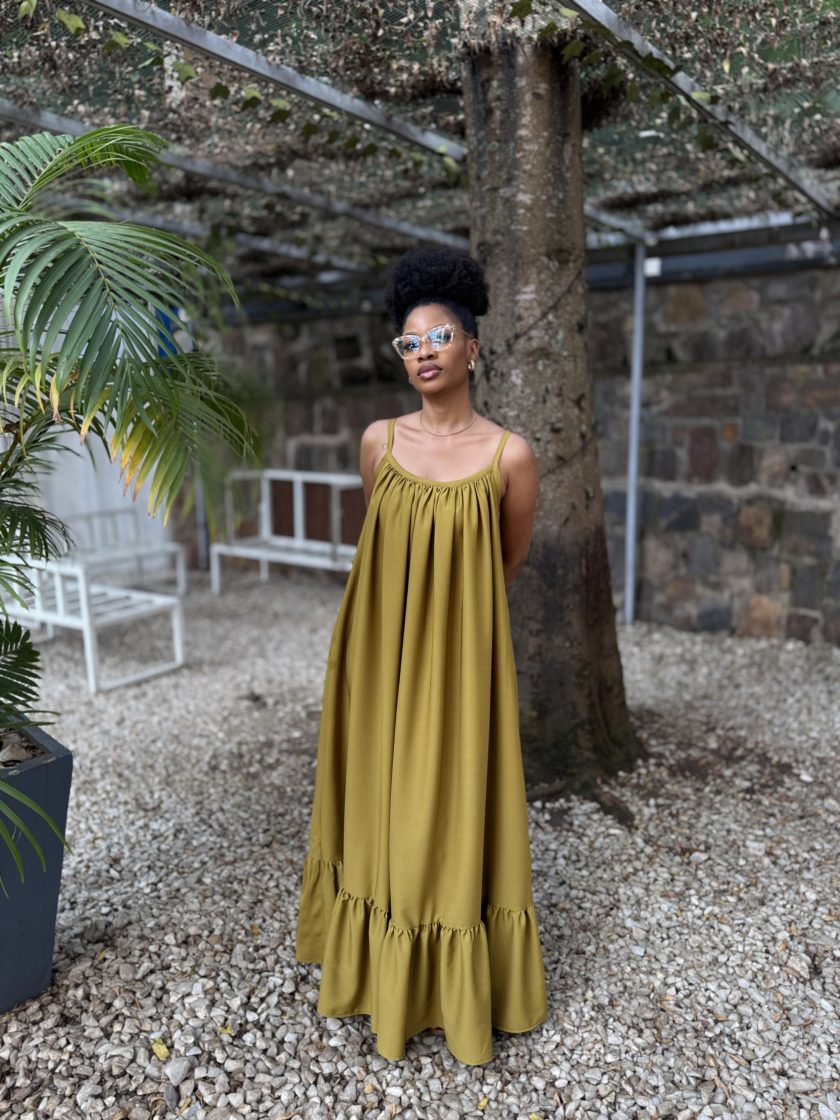 Ava maxi dress (Golden)
